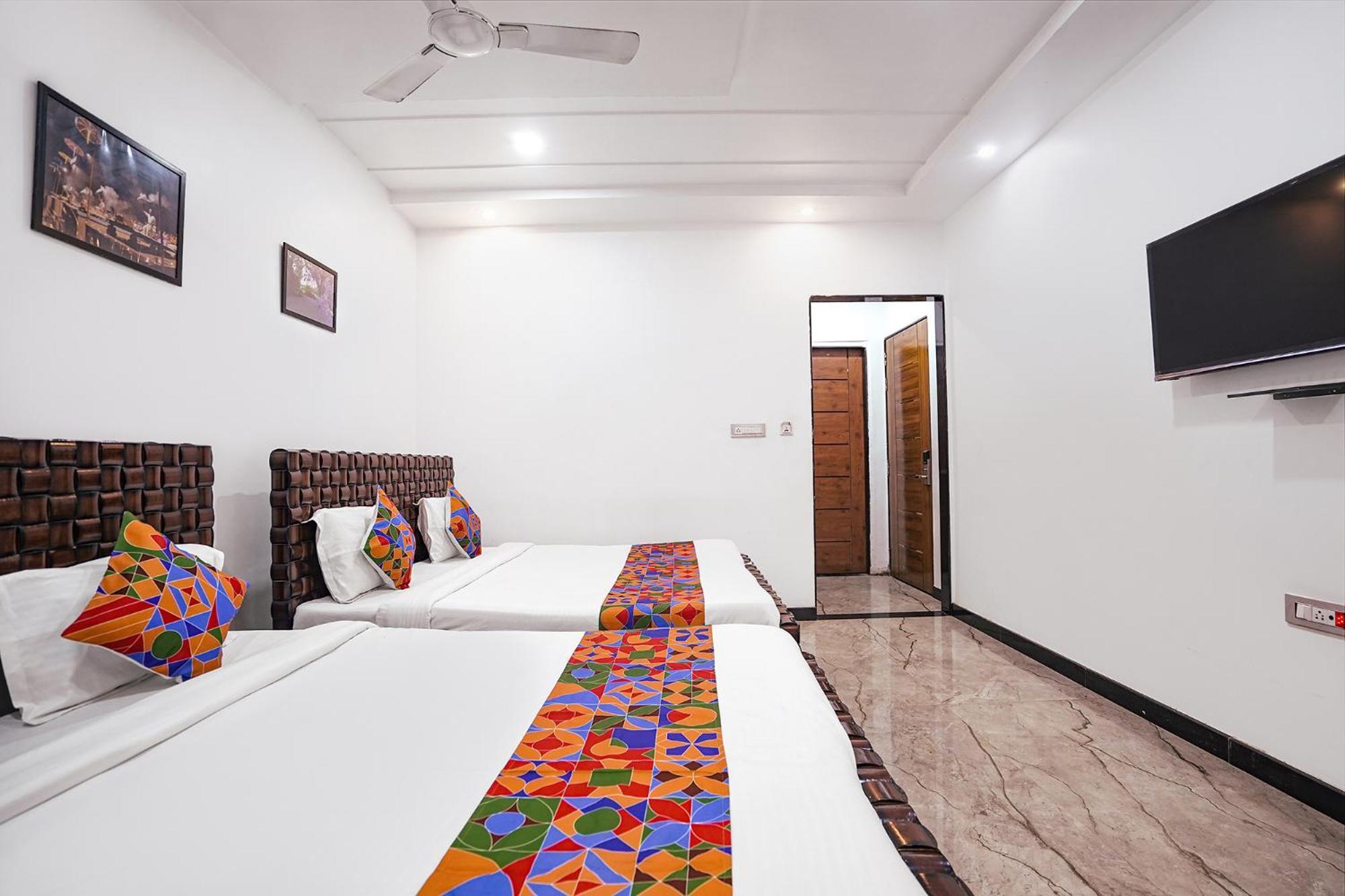 Fabhotel Villa De Benares Exterior foto