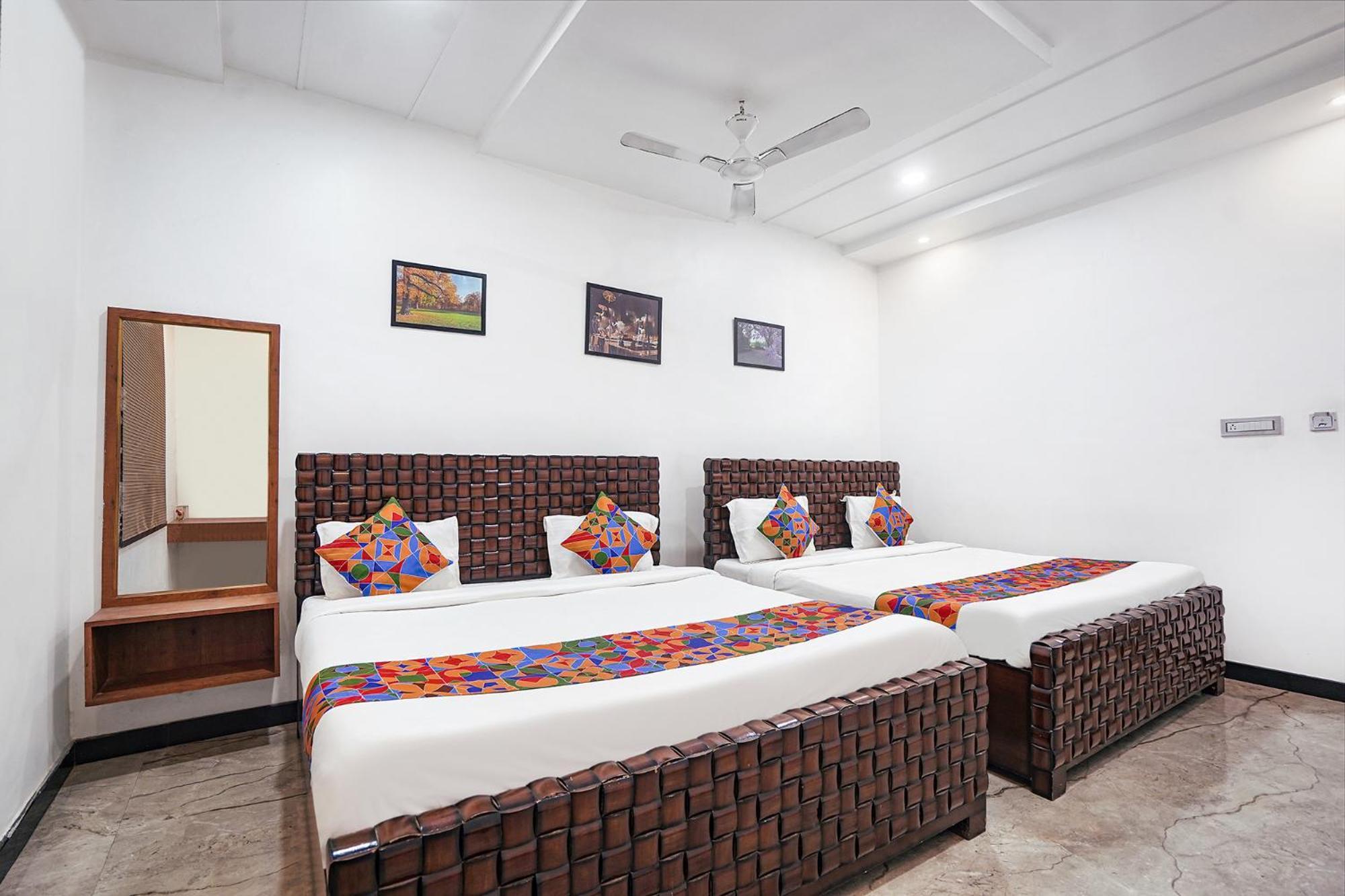 Fabhotel Villa De Benares Exterior foto